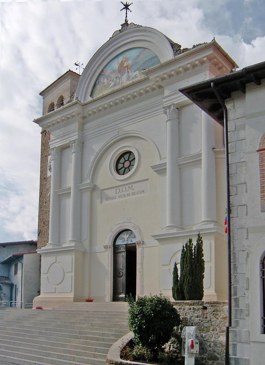 Poffabro, la chiesa di San Nicolò (foto Roberto Mazzoli)