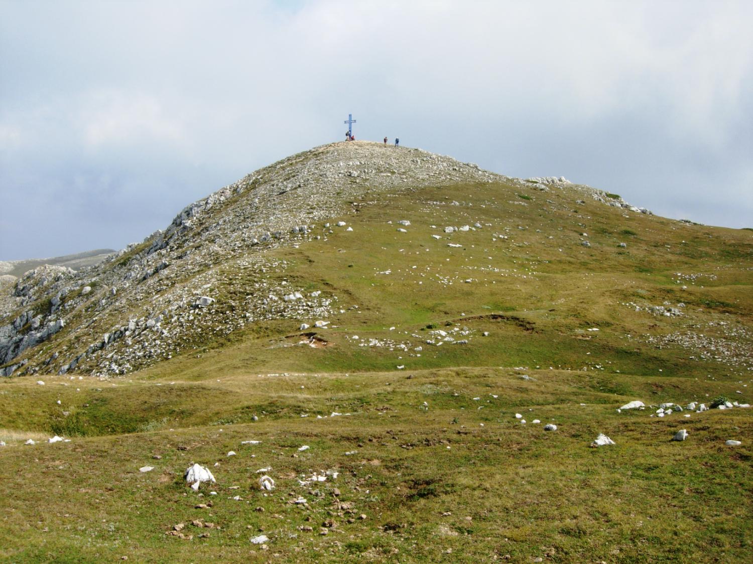 Verso la vetta del monte Viglio (foto Antonello Sica)