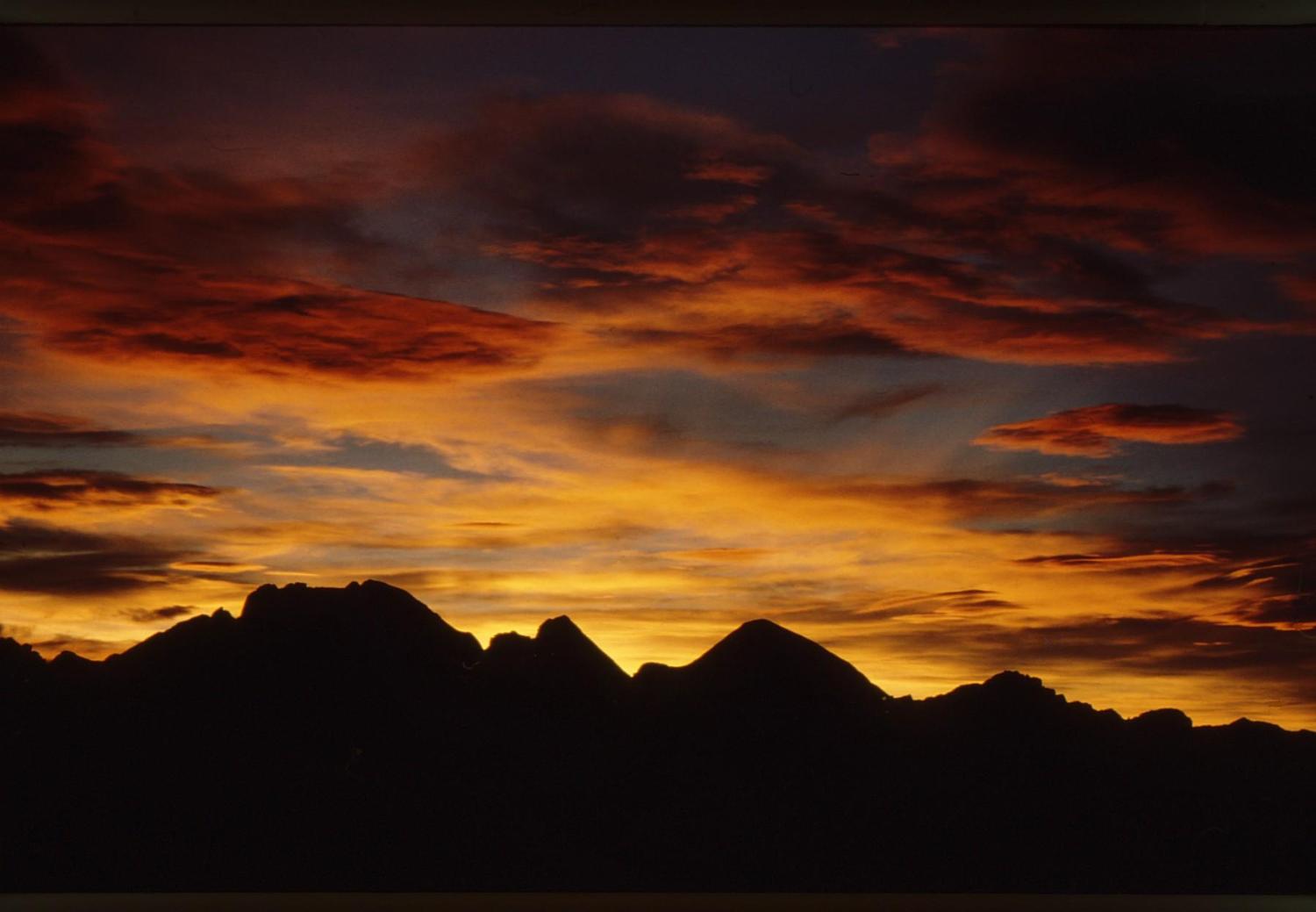 Tramonto dolomitico (foto Italo Zandonella Callegher)