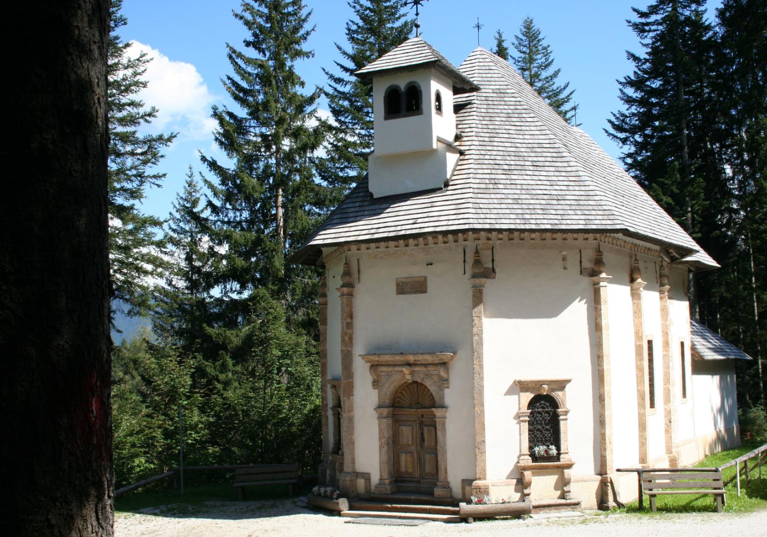 Chiesetta di Sant'Anna (foto Consorzio Turistico Val Comelico Dolomiti)