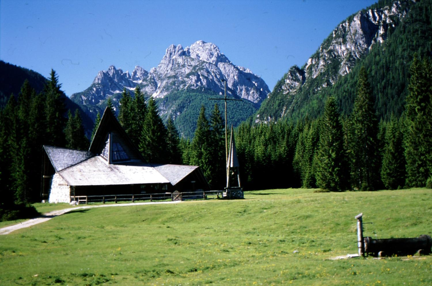 La Chiesetta Madonna della Neve in Val Visdende (foto Italo Zandonella Callegher)