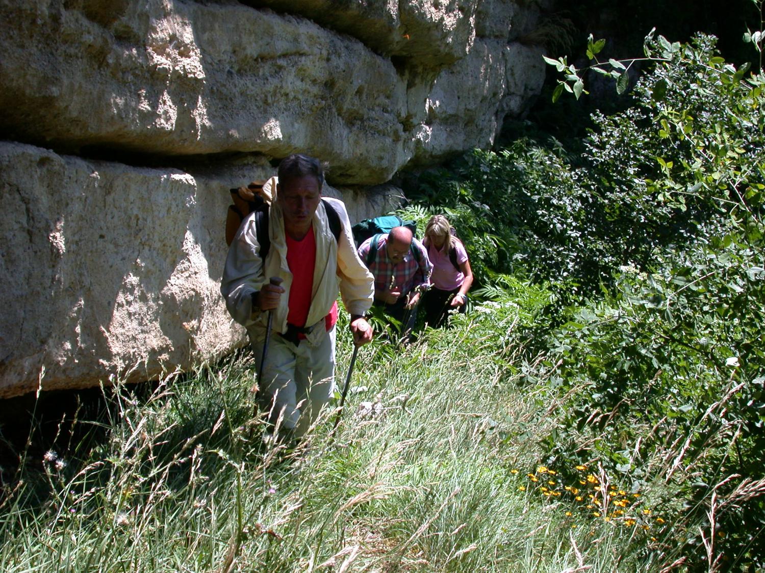 Lungo la Valle d'Angri (foto Edoardo Tini)