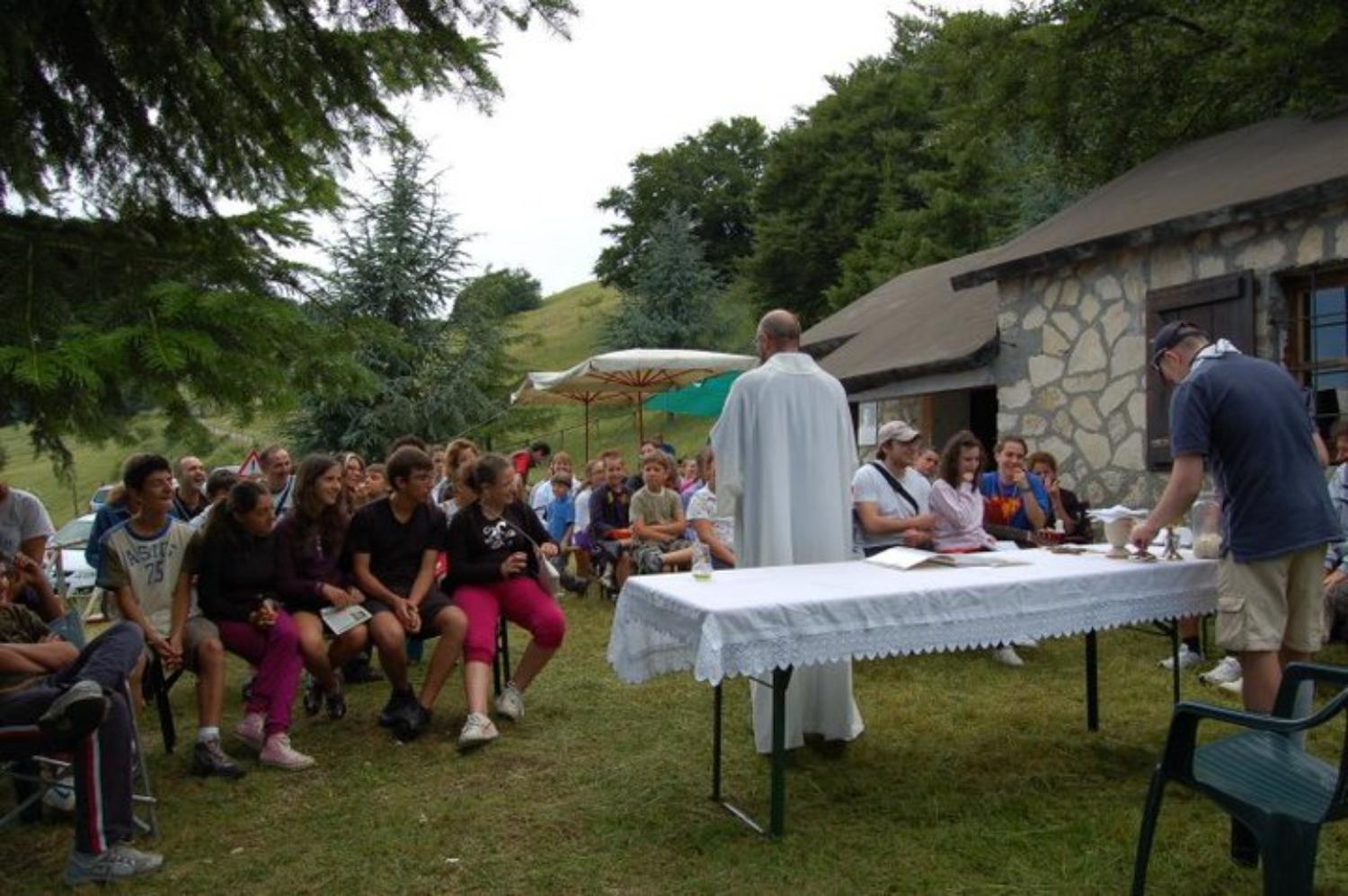 Messa al rifugio Cannatina (foto Antonio Catani)