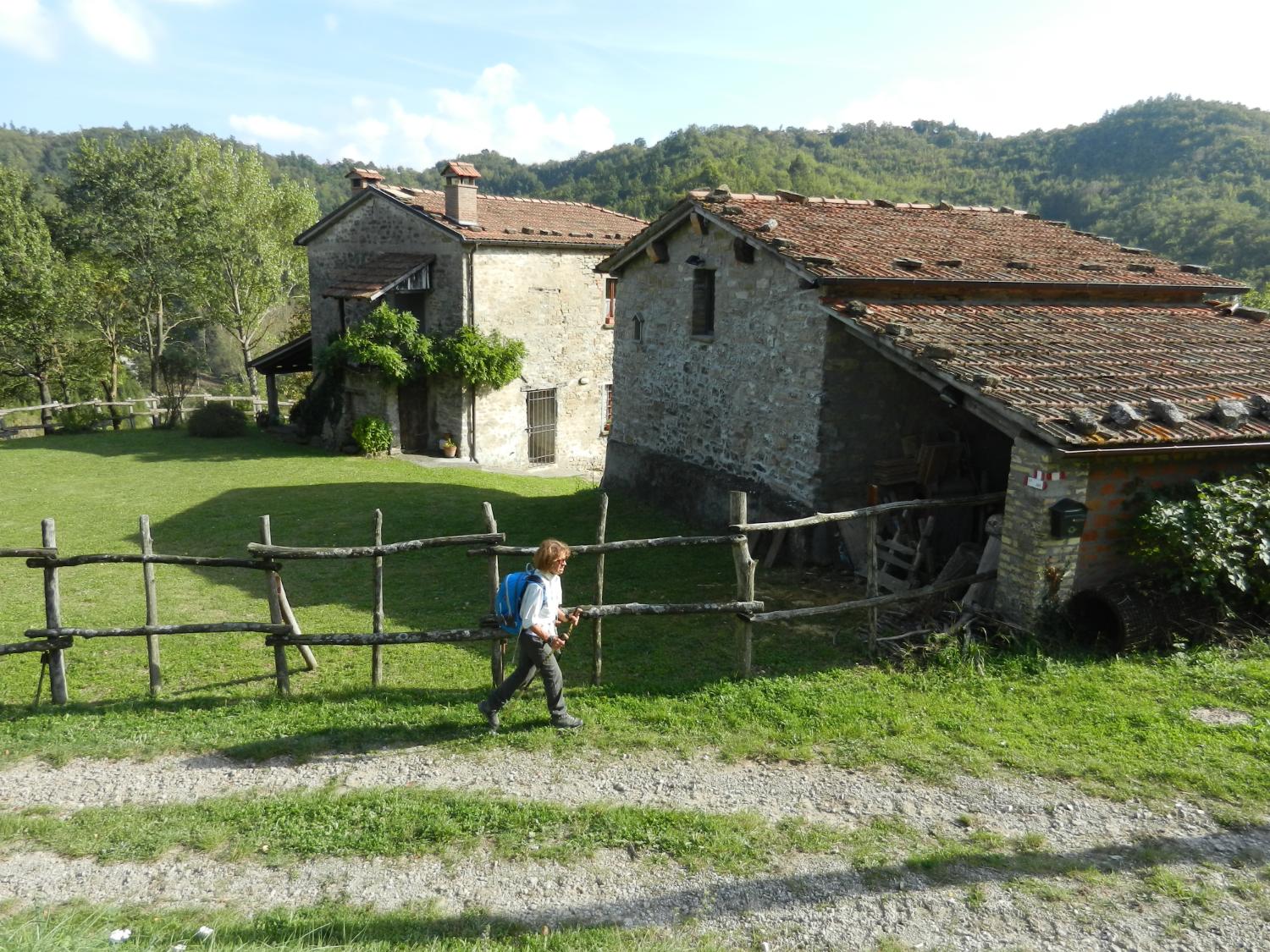 Lungo l'anello medio del Sentiero Frassati (foto Umberto Zoboli)