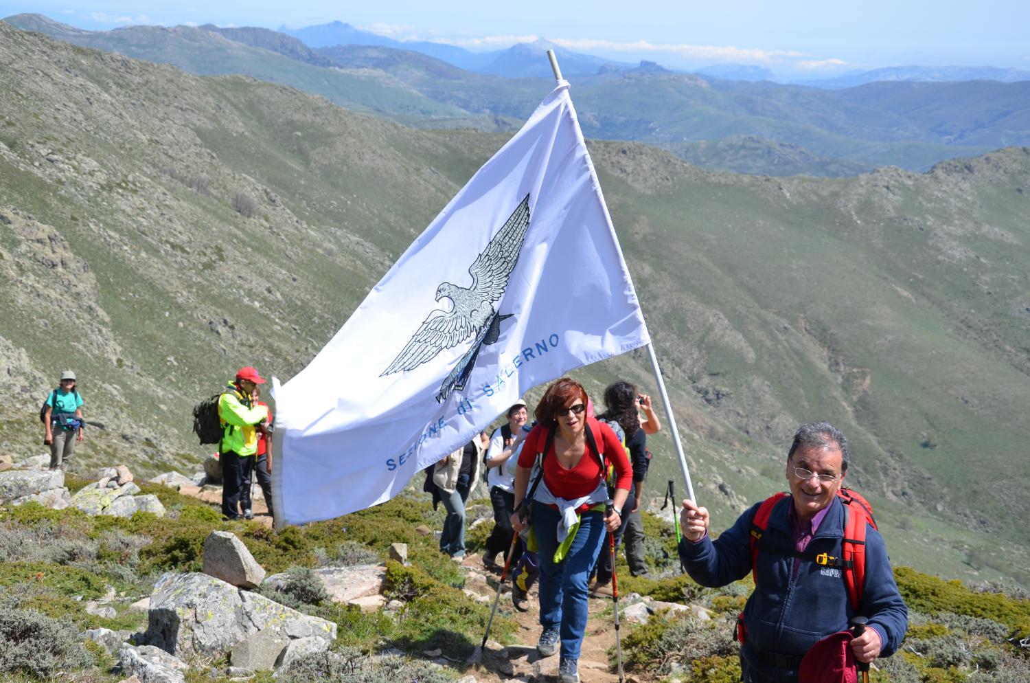 Festosa escursione sul sentiero CAI 702 (foto Giacomo Attardi)