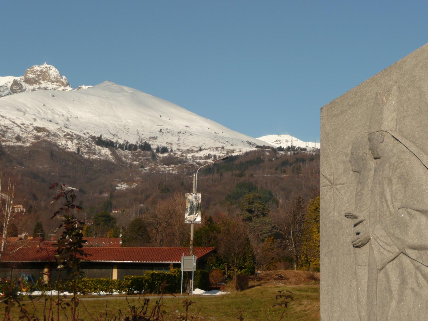 Dalla partenza del sentiero, vista sulla Muanda e il Mucrone (foto Pier Mario Miglietti)